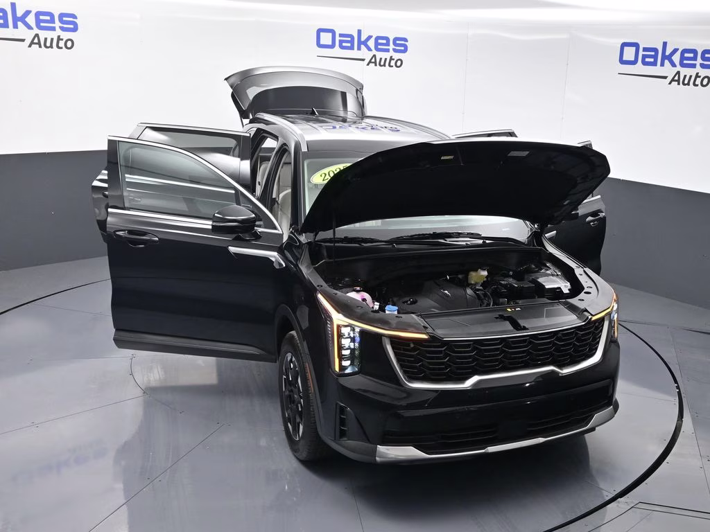 2025 Ebony Black Kia Sorento S AWD SUV