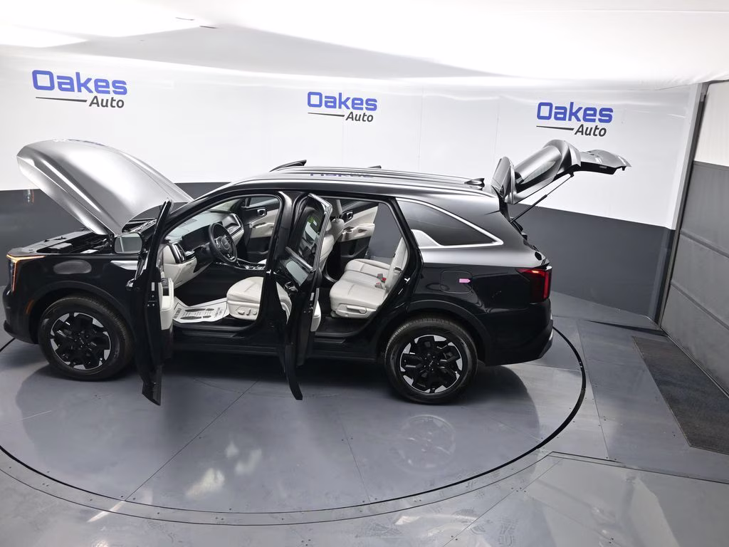 2025 Ebony Black Kia Sorento S AWD SUV