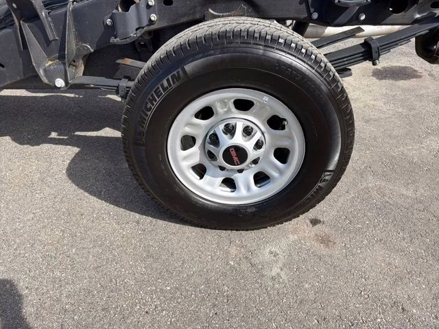 2024 Summit White GMC Sierra 3500HD Pro 4X4 Truck