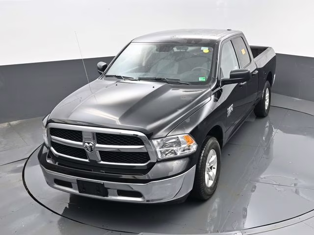 2024 Diamond Black Crystal Pearlcoat Ram 1500 Classic SLT 4X4 Truck