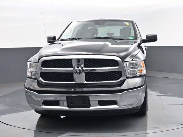 2024 Diamond Black Crystal Pearlcoat Ram 1500 Classic SLT 4X4 Truck