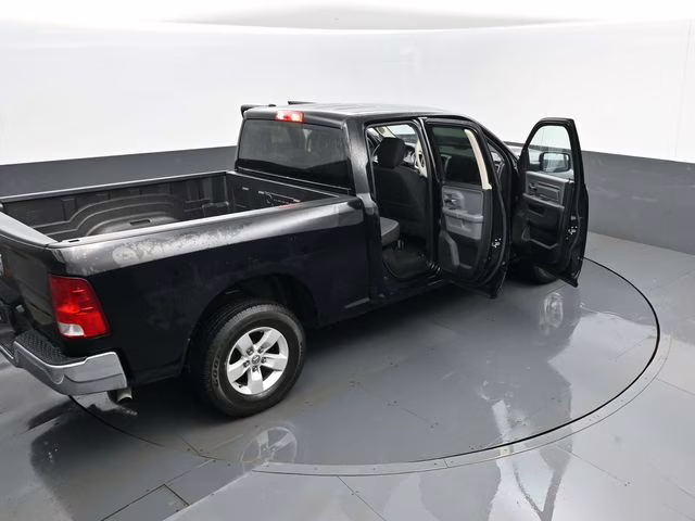 2024 Diamond Black Crystal Pearlcoat Ram 1500 Classic SLT 4X4 Truck