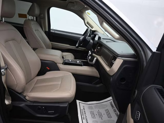 2023 Silver Metallic Ford Expedition Max Limited 4X4 SUV