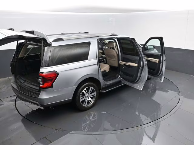 2023 Silver Metallic Ford Expedition Max Limited 4X4 SUV