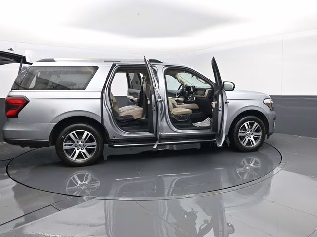 2023 Silver Metallic Ford Expedition Max Limited 4X4 SUV