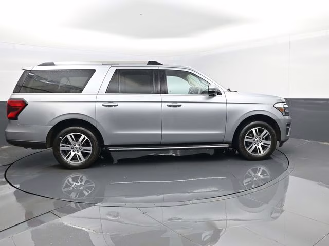 2023 Silver Metallic Ford Expedition Max Limited 4X4 SUV