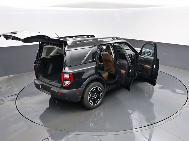 2025 Shadow Black Ford Bronco Sport Outer Banks 4X4 SUV