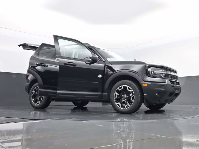 2025 Shadow Black Ford Bronco Sport Outer Banks 4X4 SUV
