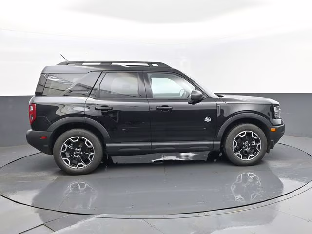 2025 Shadow Black Ford Bronco Sport Outer Banks 4X4 SUV