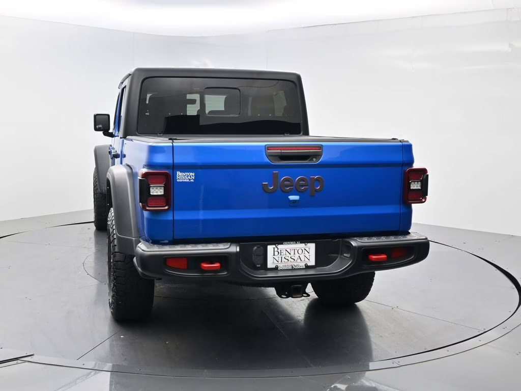 2022 Hydro Blue Pearlcoat Jeep Gladiator Rubicon 4X4 Truck