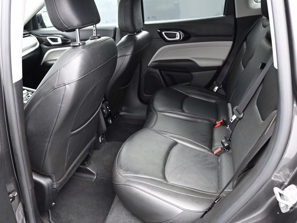 2022 Granite Crystal Metallic Clearcoat Jeep Compass Limited 4X4 SUV