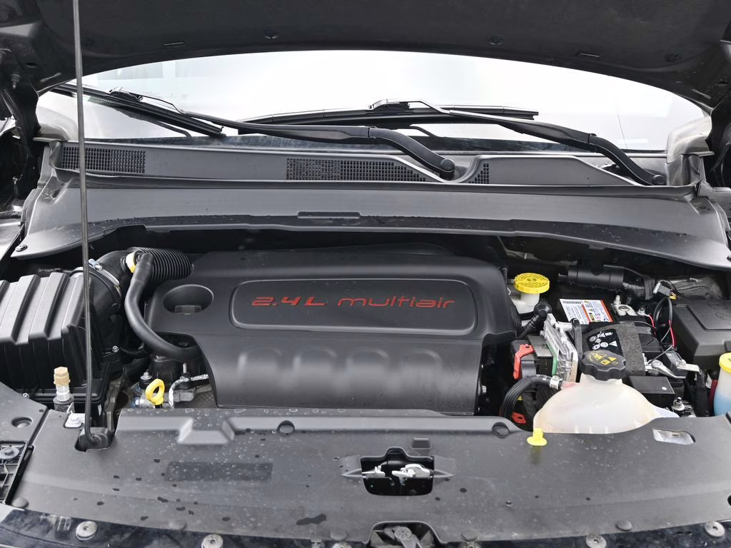 2022 Granite Crystal Metallic Clearcoat Jeep Compass Limited 4X4 SUV