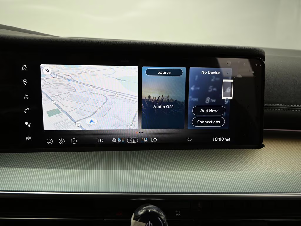 2026 Everest White Pearl/Black Nissan Murano Platinum AWD SUV