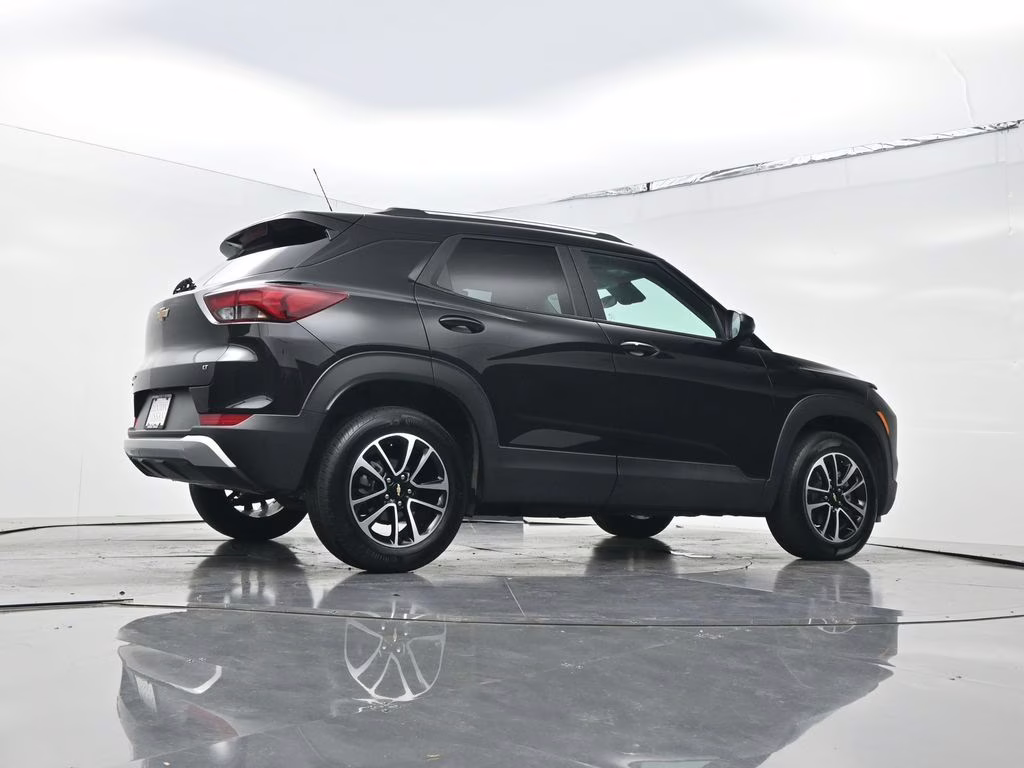 2025 Mosaic Black Metallic Chevrolet Trailblazer LT AWD SUV