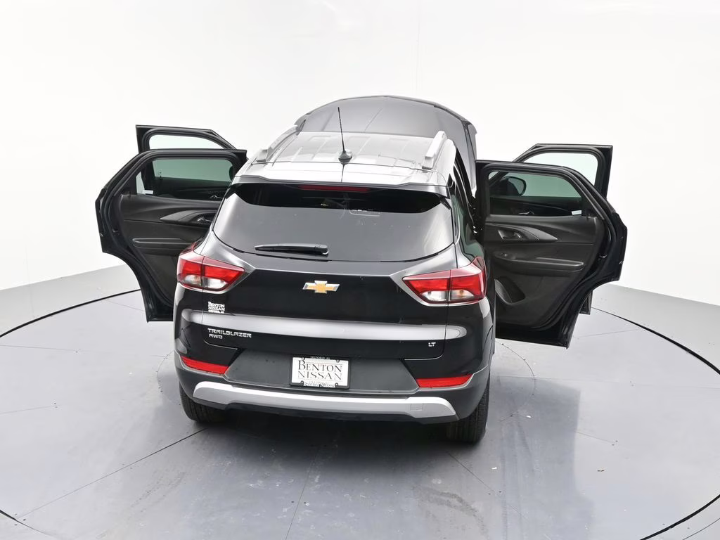 2025 Mosaic Black Metallic Chevrolet Trailblazer LT AWD SUV