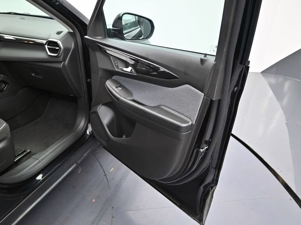 2025 Mosaic Black Metallic Chevrolet Trailblazer LT AWD SUV