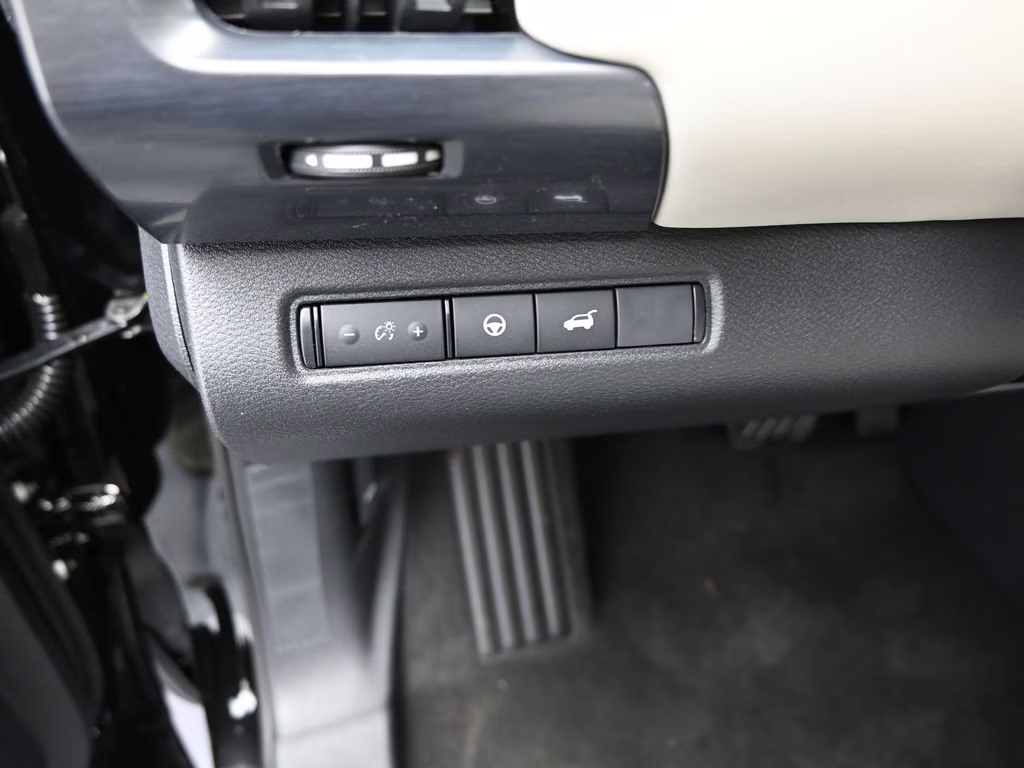 2026 Super Black Nissan Pathfinder SL FWD SUV