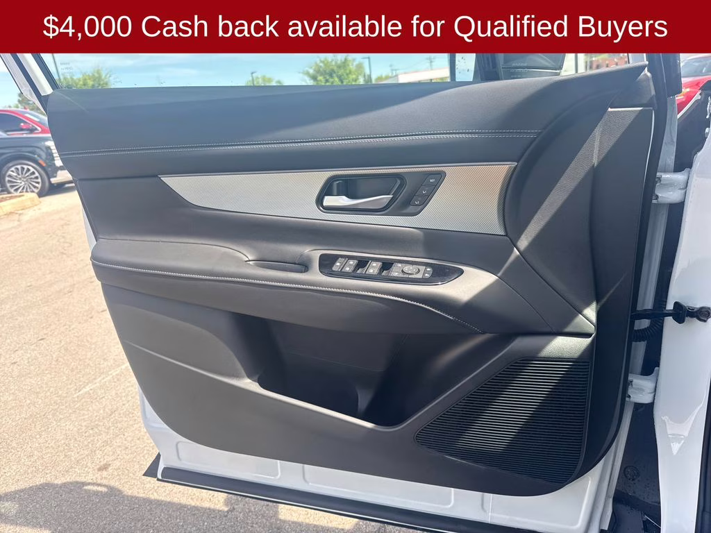 2026 Everest White Pearl Tricoat Nissan Murano SL AWD SUV