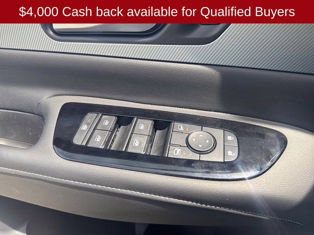 2026 Everest White Pearl Tricoat Nissan Murano SL AWD SUV