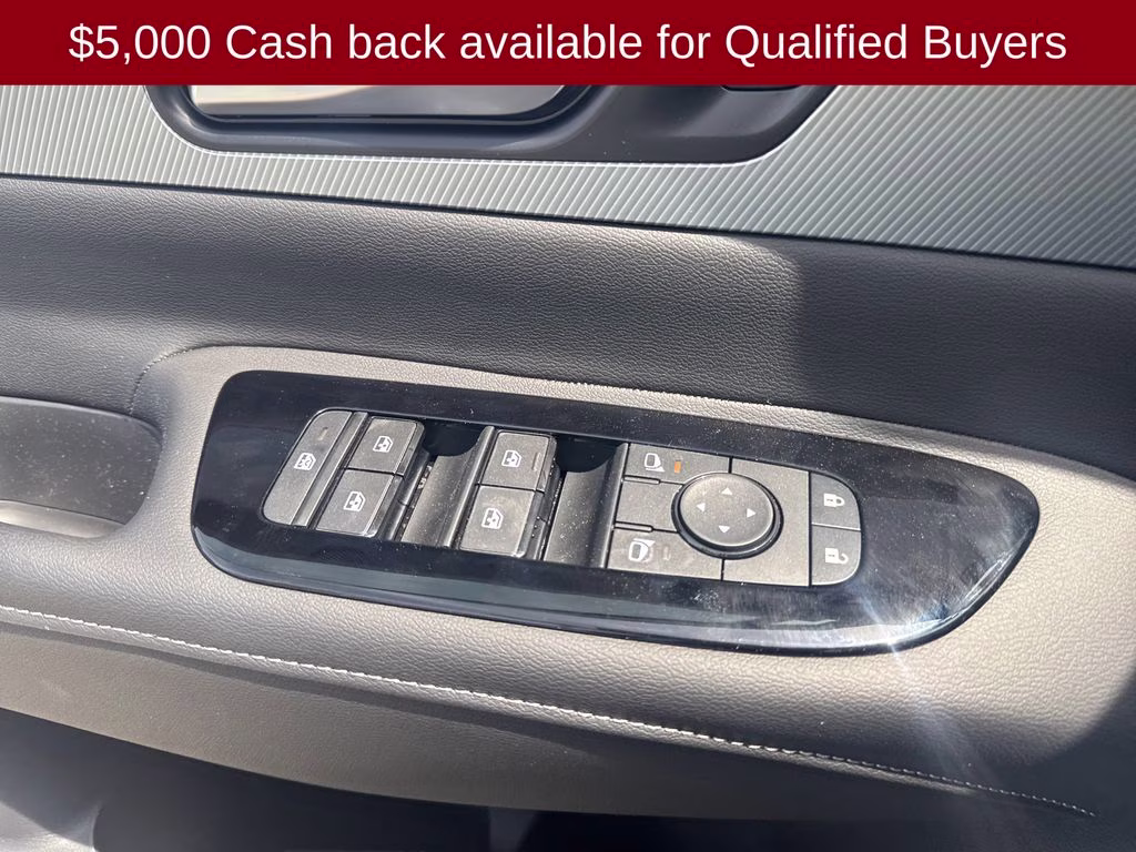 2026 Everest White Pearl Tricoat Nissan Murano SL AWD SUV