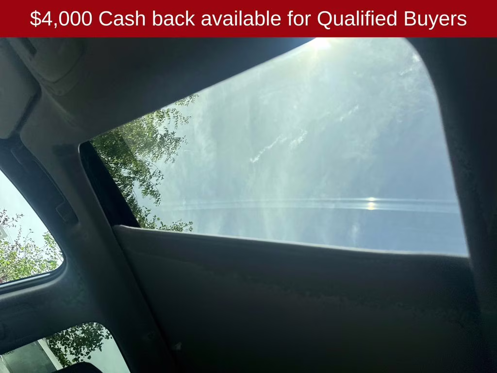 2026 Everest White Pearl Tricoat Nissan Murano SL AWD SUV