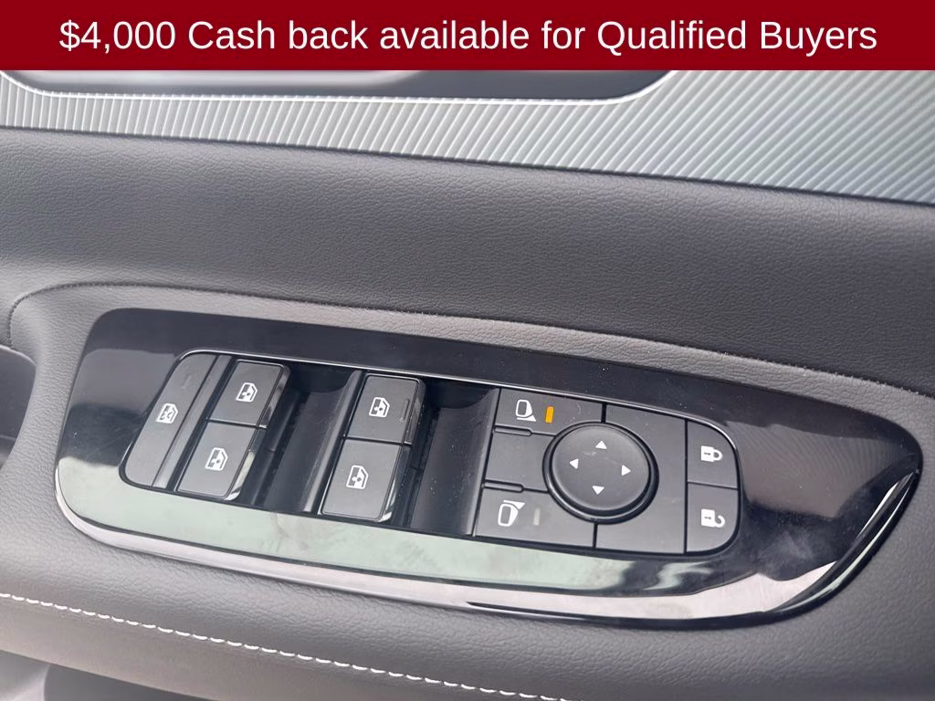 2026 Everest White Pearl Tricoat Nissan Murano SL AWD SUV