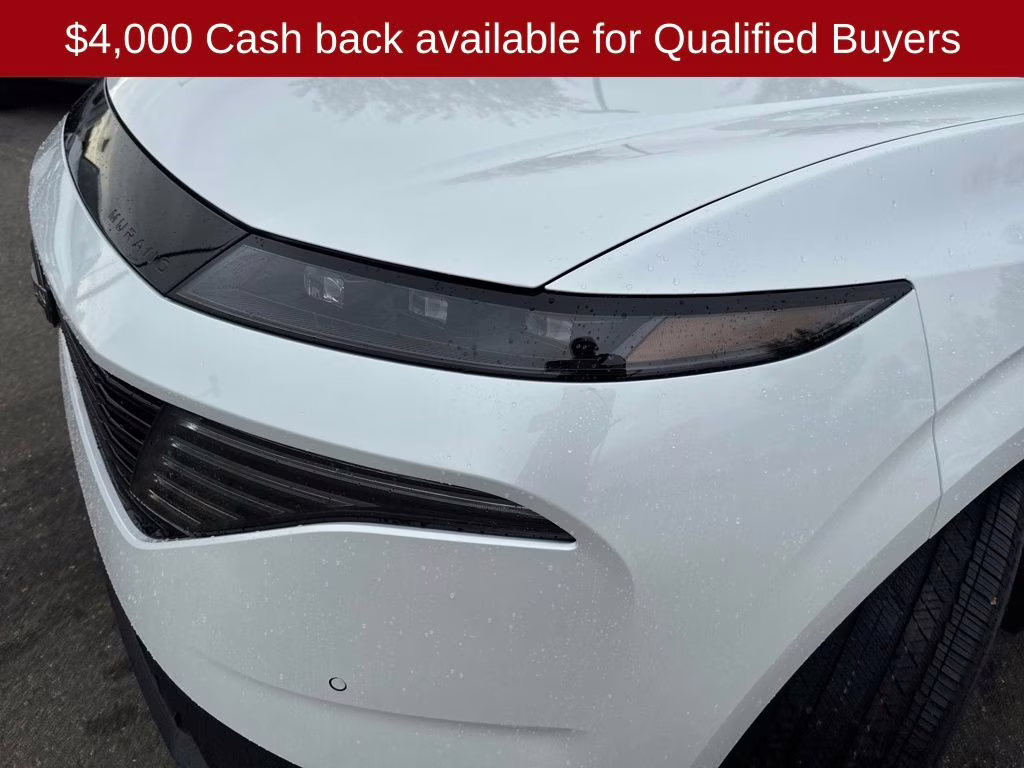 2026 Everest White Pearl Tricoat Nissan Murano SL AWD SUV