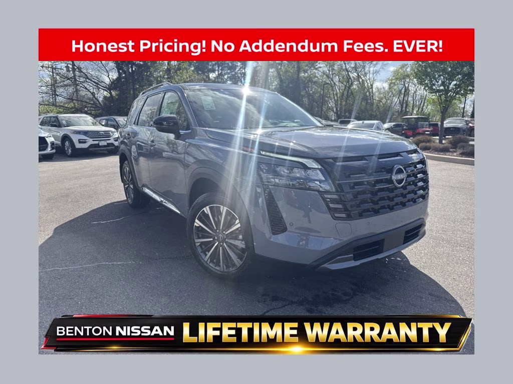 2026 Boulder Gray Pearl Nissan Pathfinder Platinum 4X4 SUV