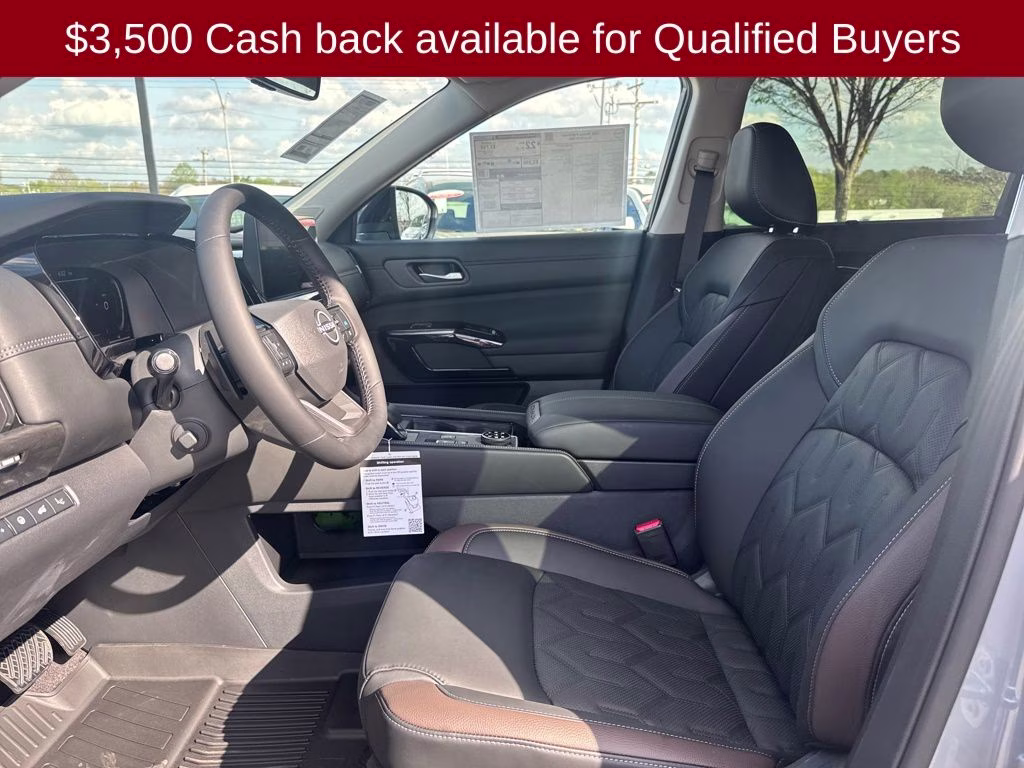 2026 Boulder Gray Pearl Nissan Pathfinder Platinum 4X4 SUV