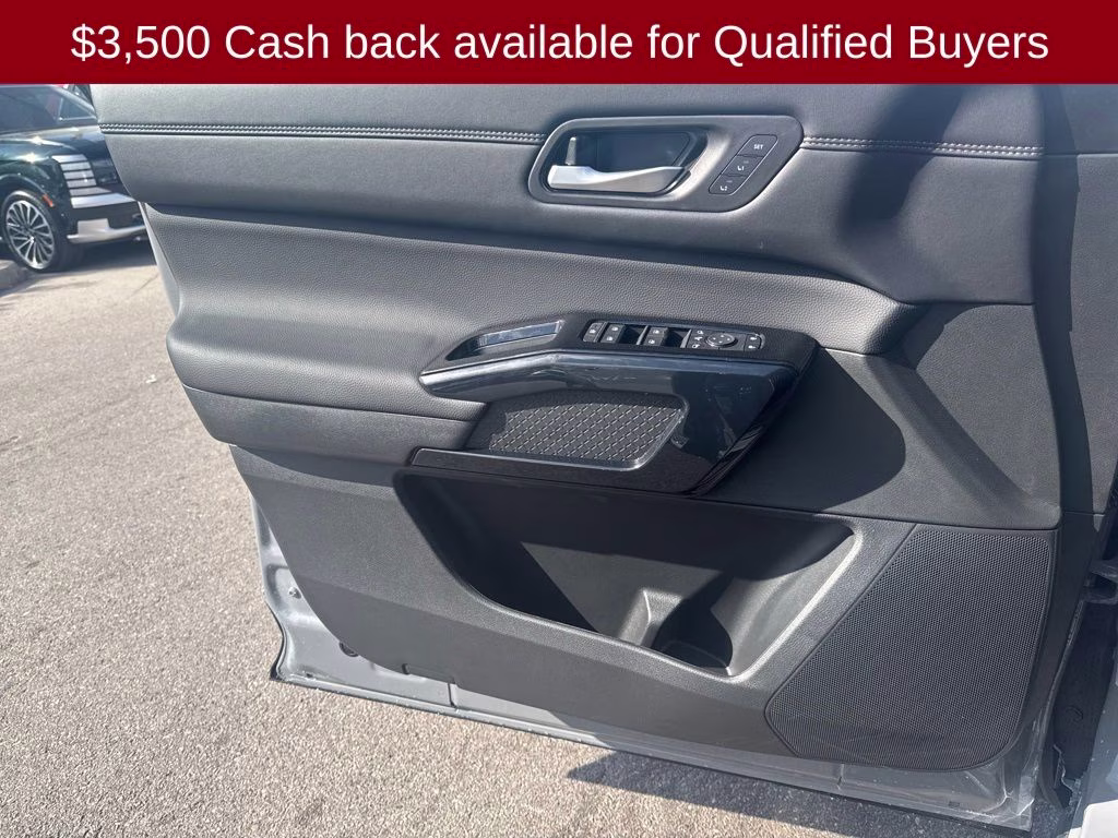 2026 Boulder Gray Pearl Nissan Pathfinder Platinum 4X4 SUV