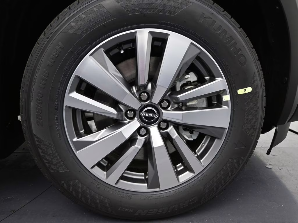 2026 Everest White Pearl Tricoat Nissan Pathfinder SL FWD SUV