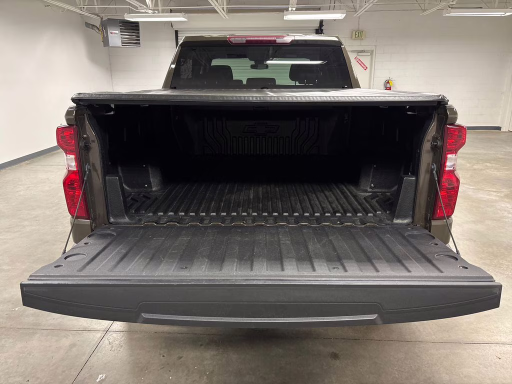 2023 Harvest Bronze Metallic Chevrolet Silverado 1500 LT 4X4 Truck