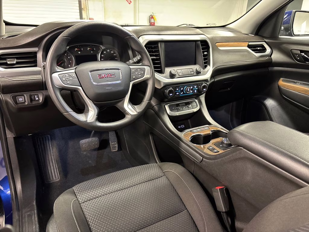 2023 Ultra Blue Metallic GMC Acadia SLE AWD SUV