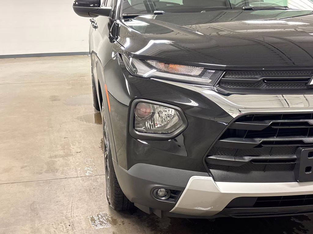 2021 Mosaic Black Metallic Chevrolet Trailblazer LT FWD SUV