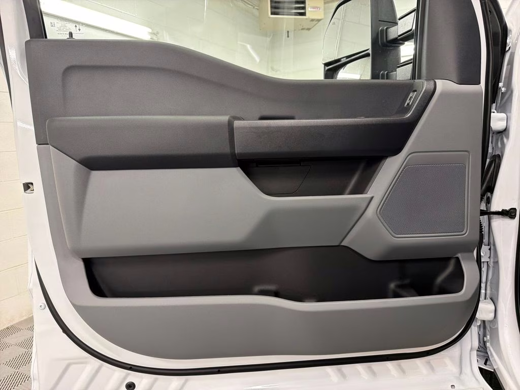 2026 OXFORD WHITE Ford Super Duty F-250 SRW XL 4X4 Truck