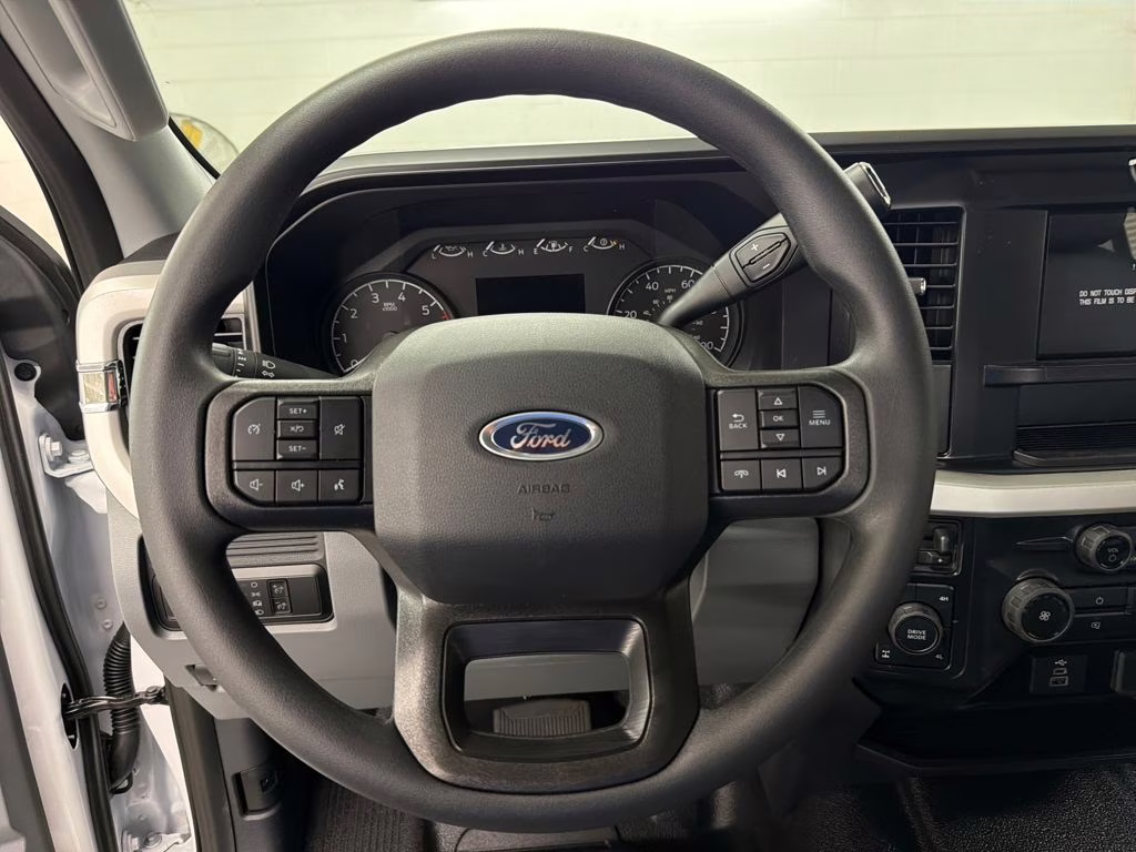 2026 OXFORD WHITE Ford Super Duty F-250 SRW XL 4X4 Truck