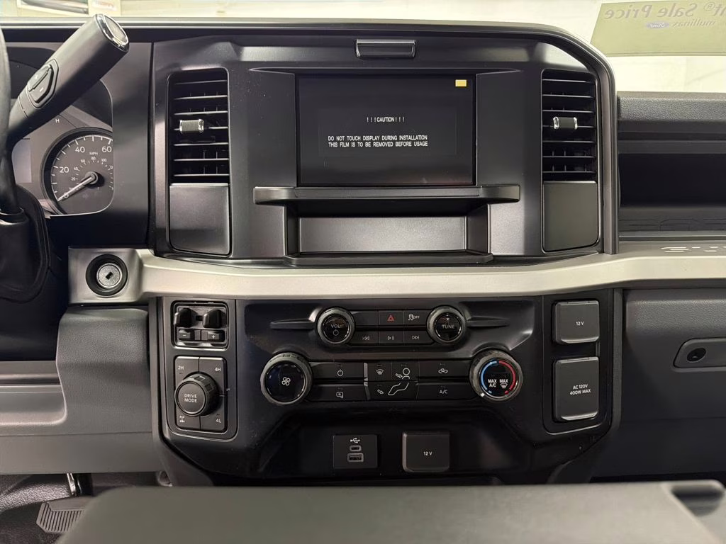 2026 OXFORD WHITE Ford Super Duty F-250 SRW XL 4X4 Truck