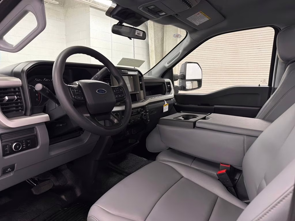 2026 OXFORD WHITE Ford Super Duty F-250 SRW XL 4X4 Truck