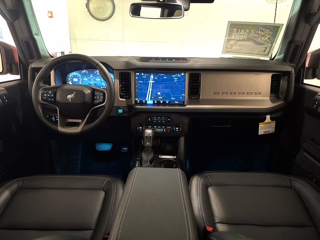 2026 Ruby Red Metallic Tinted Clearcoat Ford Bronco Outer Banks 4X4 SUV