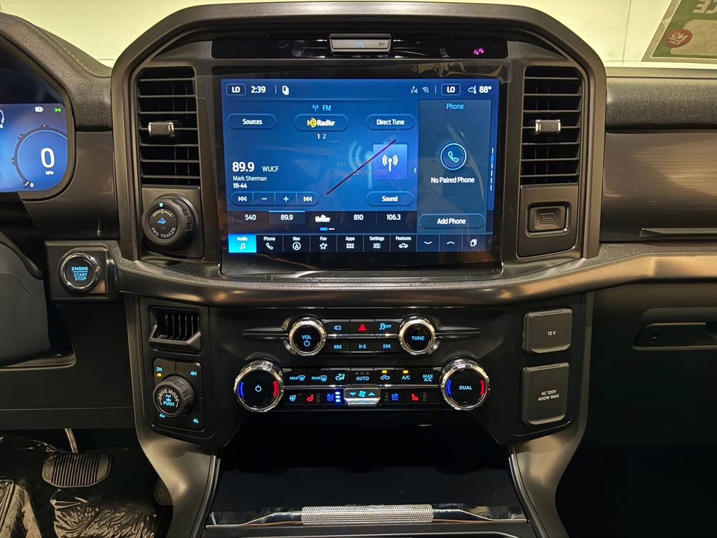 2026 Star White Metallic Tri-Coat Ford F-150 Lariat 4X4 Truck