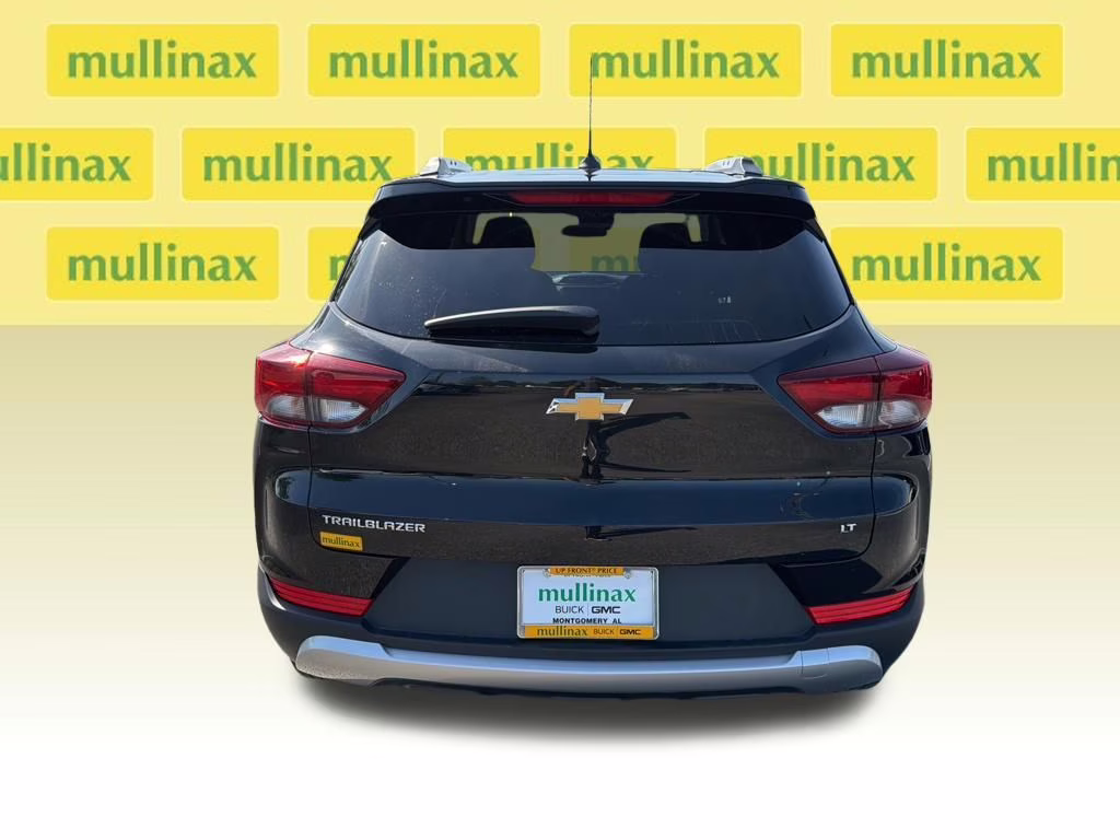 2021 Mosaic Black Metallic Chevrolet Trailblazer LT FWD SUV