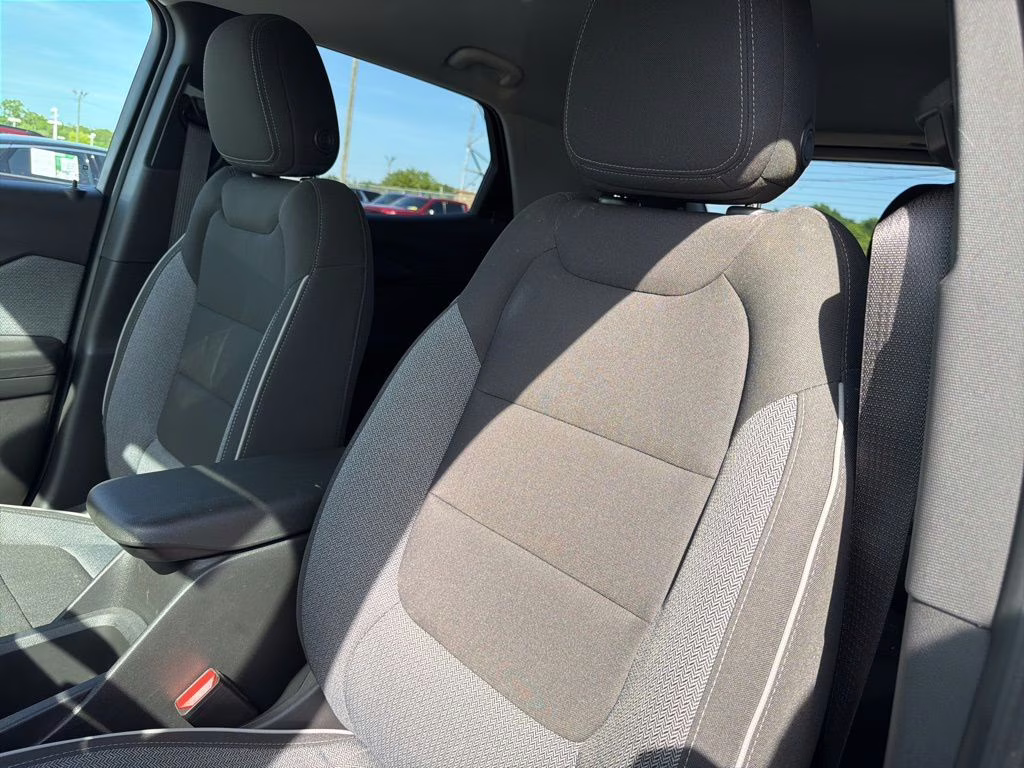 2021 Mosaic Black Metallic Chevrolet Trailblazer LT FWD SUV