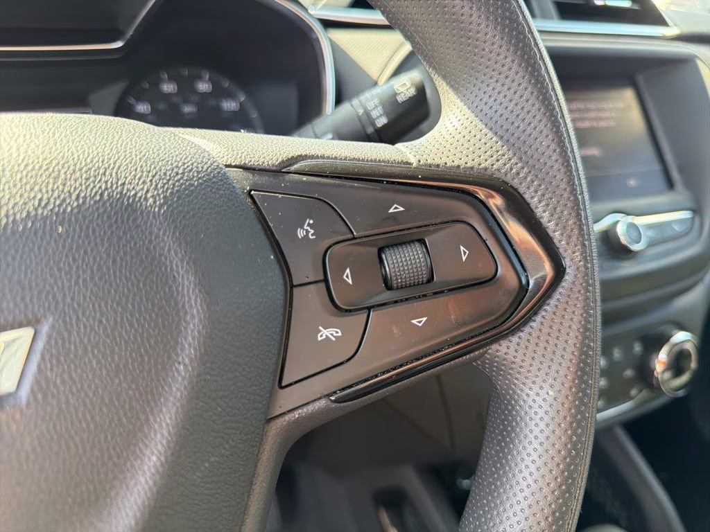 2021 Mosaic Black Metallic Chevrolet Trailblazer LT FWD SUV