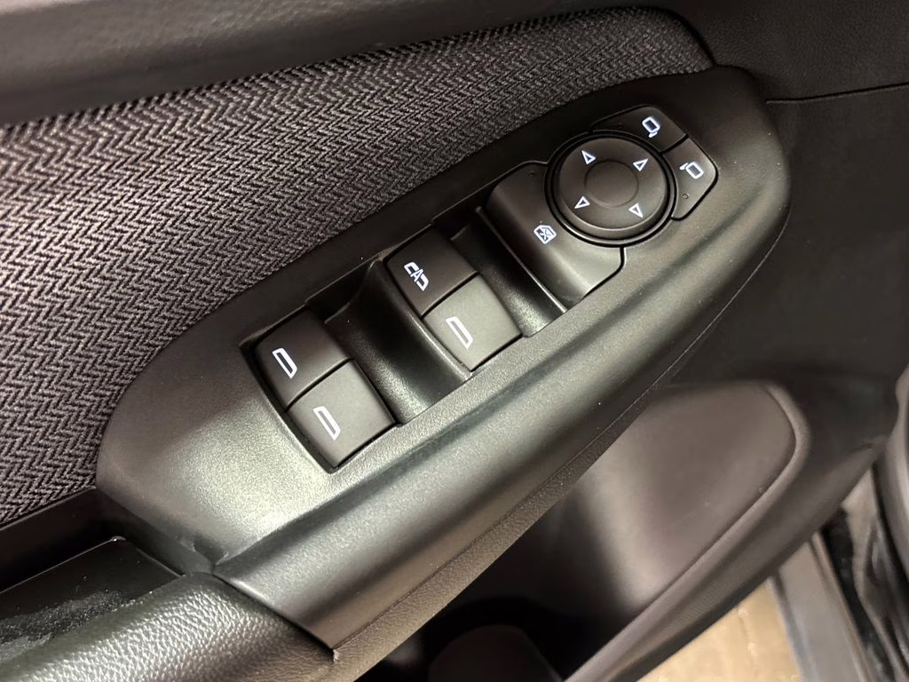2021 Mosaic Black Metallic Chevrolet Trailblazer LT FWD SUV