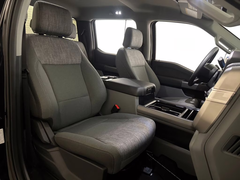 2026 Agate Black Metallic Ford Super Duty F-250 SRW XLT 4X4 Truck