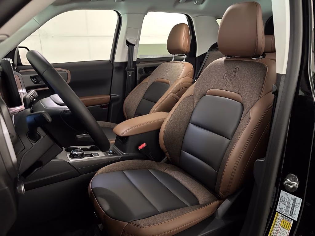 2026 Shadow Black Ford Bronco Sport Outer Banks 4X4 SUV