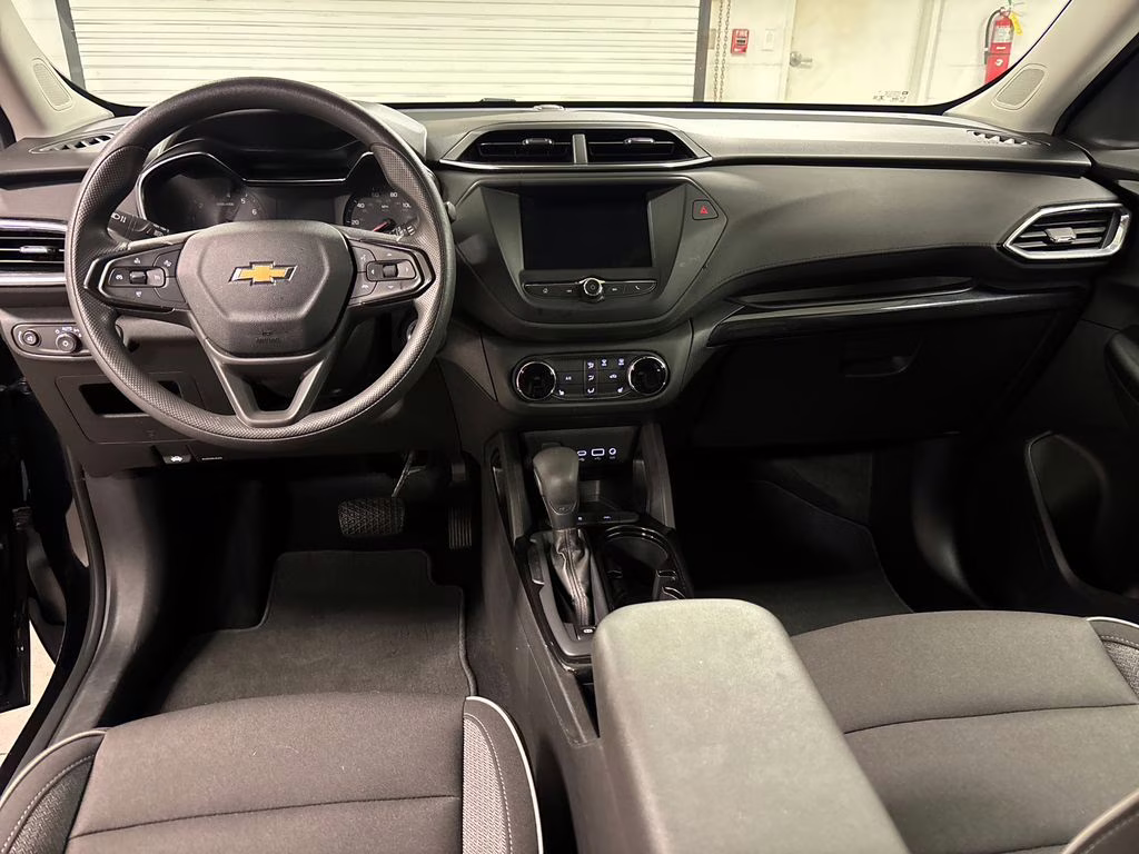 2021 Mosaic Black Metallic Chevrolet Trailblazer LT FWD SUV