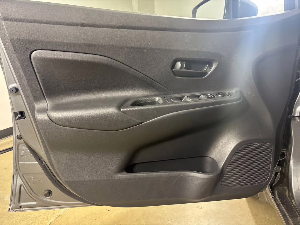 2025 Gun Metallic Nissan Versa 1.6 S FWD Sedan