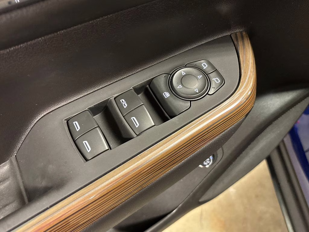 2023 Ultra Blue Metallic GMC Acadia SLE AWD SUV