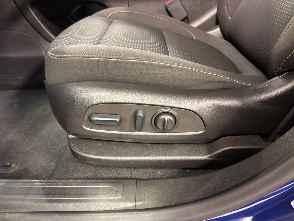 2023 Ultra Blue Metallic GMC Acadia SLE AWD SUV